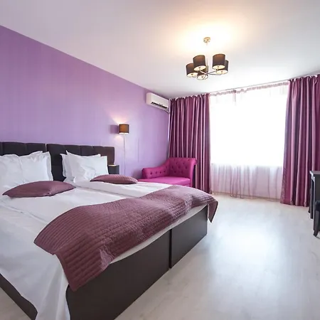 Tower Peaceful With Panoramic View Next To Cimigiu Gardens *