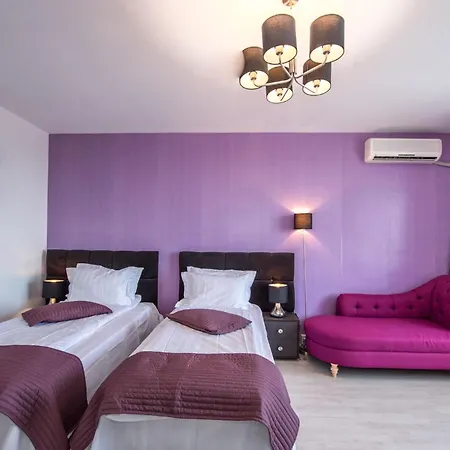 Tower Peaceful With Panoramic View Next To Cimigiu Gardens דירה בוקרשט
