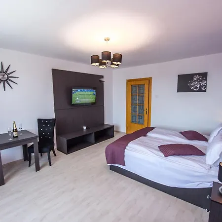 דירה Tower Peaceful With Panoramic View Next To Cimigiu Gardens בוקרשט